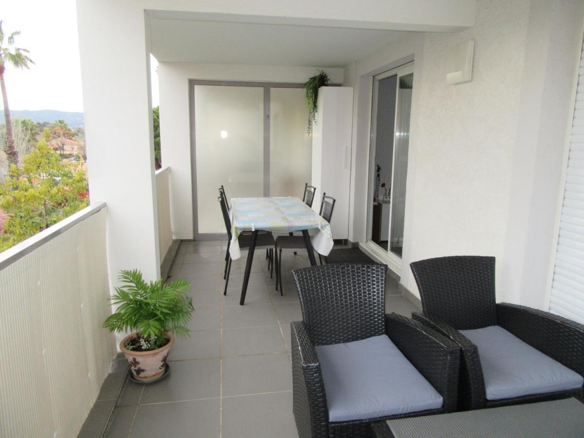 Appartement Residence La Plage 4 **** La Londe-les-Maures Exterior photo